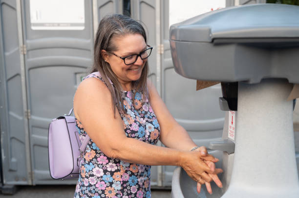 Best Porta potty rental near me  in Harrodsburg, KY